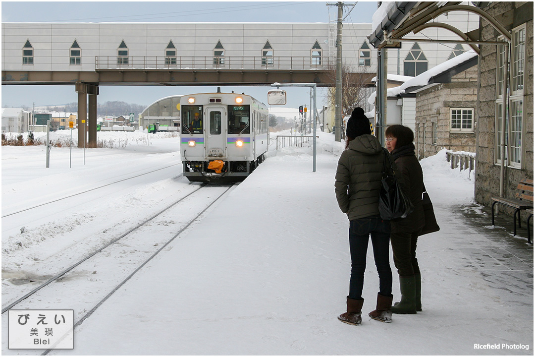 雪の美瑛駅